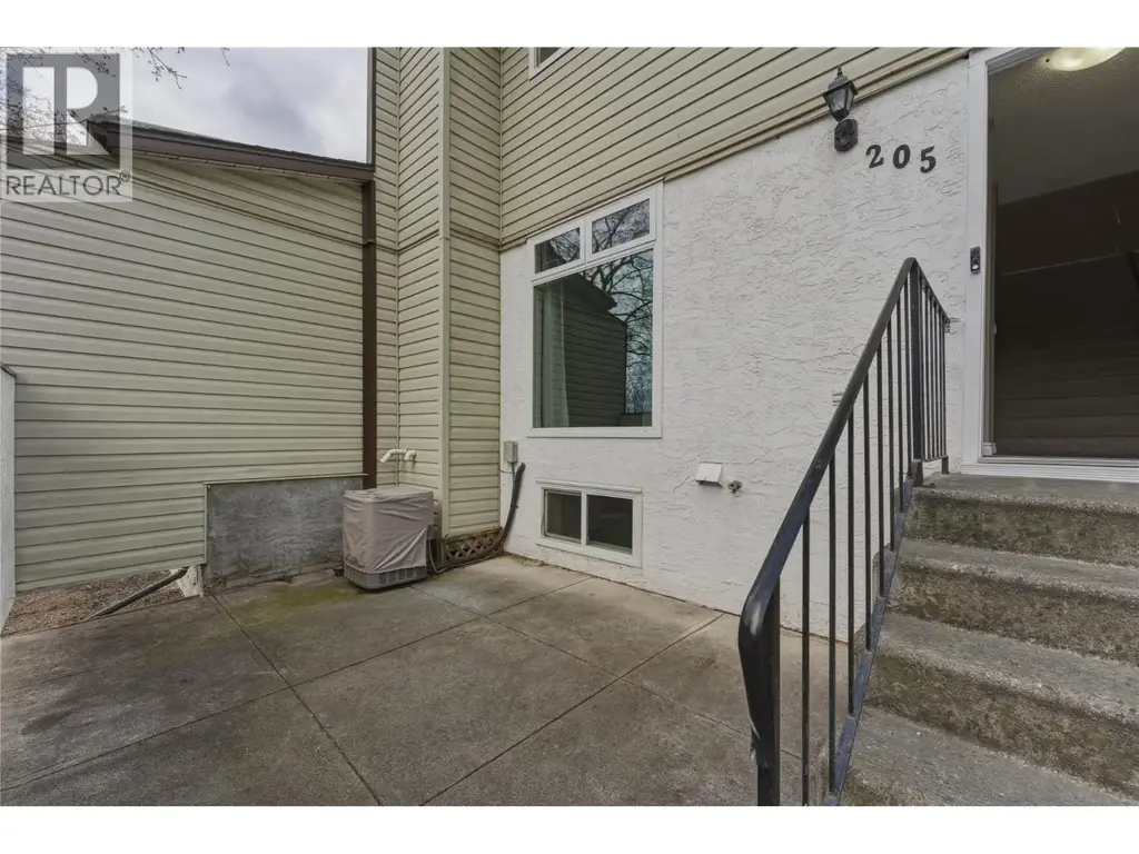 2100 43 Avenue Unit# 205, Vernon